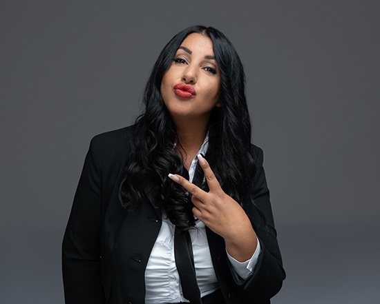 die friseurmeisterin fatma khanafer vom friseursalon hairbackstage in schwäbisch hall